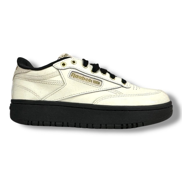 Reebok Classic White and Black Shoes - Picture 8 of 9